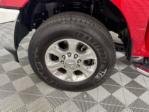 Used 2026 RAM 2500 Big Horn AWD/4WD image 32