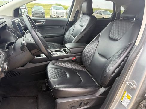 Used 2024 Ford Edge Titanium AWD/4WD image 9