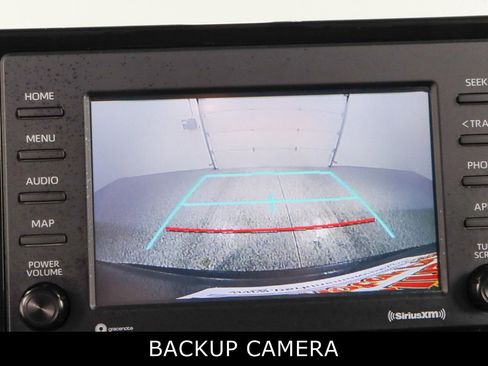 Used 2020 Toyota RAV4 LE image 18