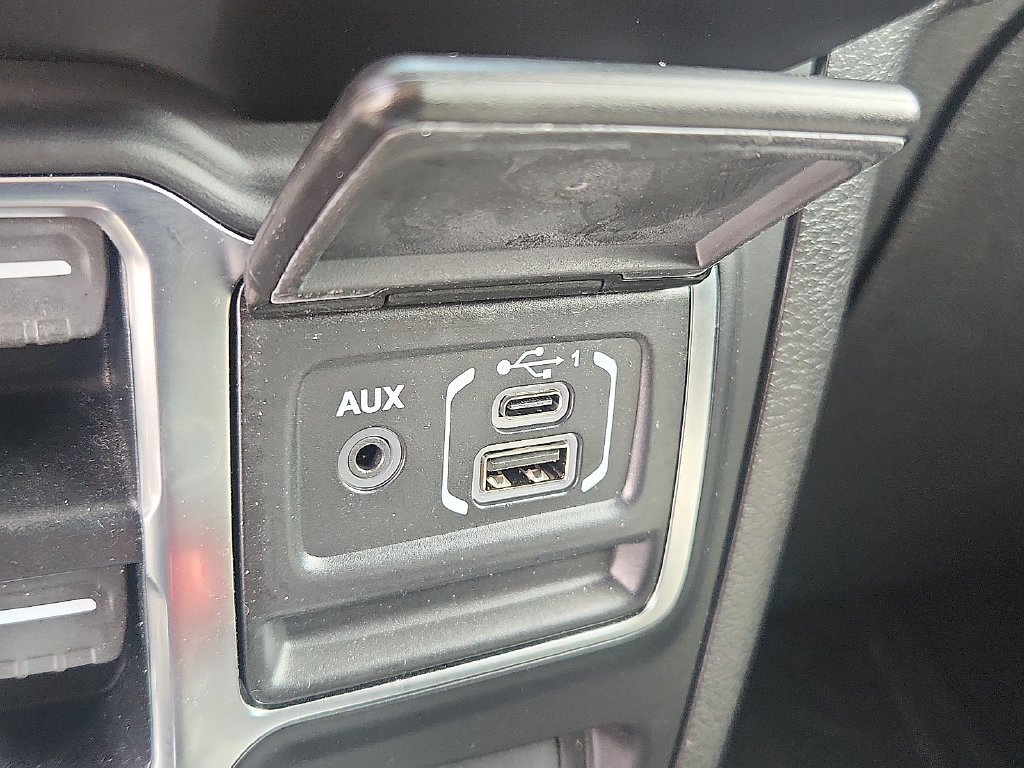 Used 2021 Jeep Wrangler Unlimited Sport AWD/4WD image 26