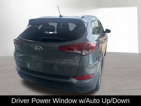 Used 2016 Hyundai Tucson SE w/ Option Group 02 FWD image 8