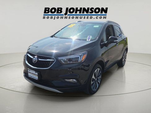 Used 2019 Buick Encore Essence w/ Safety Package II AWD/4WD image 3