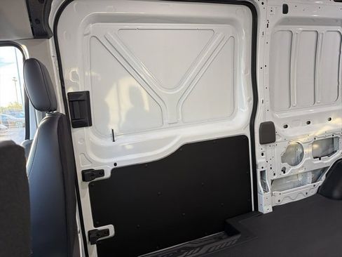 New 2025 Ford Transit 250 148 Medium Roof image 9
