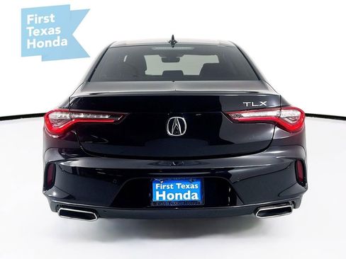 Used 2023 Acura TLX w/ Technology Package image 6