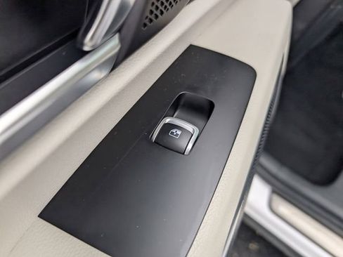 Used 2024 Kia Telluride SX FWD image 11
