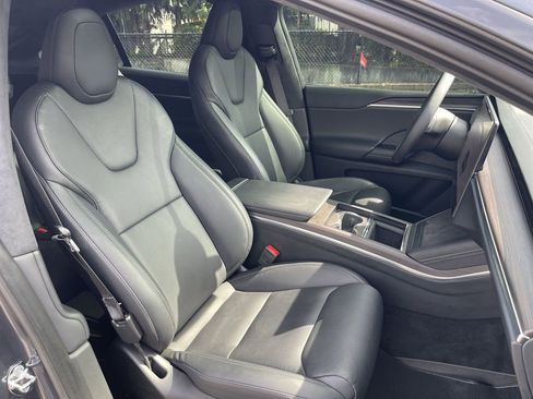 Used 2024 Tesla Model X AWD/4WD image 26