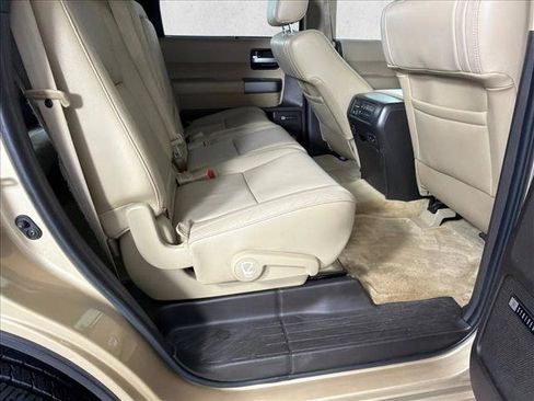 Used 2010 Toyota Sequoia Limited AWD/4WD image 17
