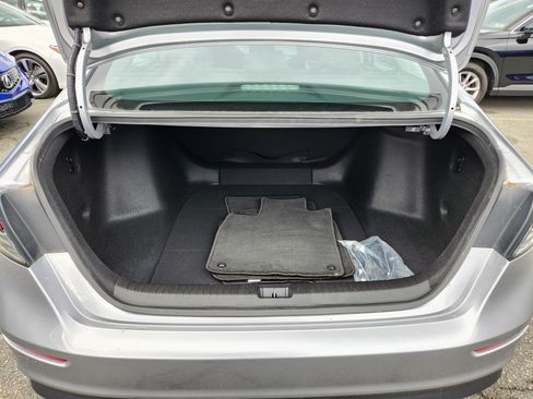 Certified 2023 Honda Accord LX image 8
