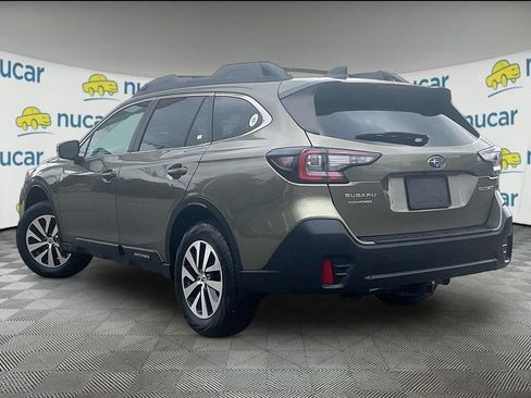 Used 2022 Subaru Outback Premium AWD/4WD image 4