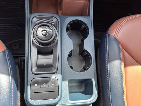 Used 2023 Ford Maverick Lariat FWD image 17