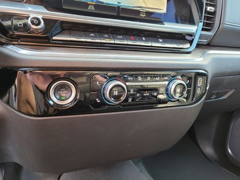 Used 2024 GMC Sierra 1500 SLT RWD image 26
