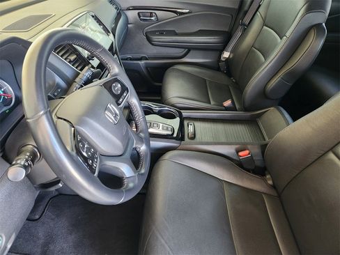 Certified 2022 Honda Pilot Touring image 12