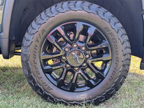 New 2026 Chevrolet Silverado 2500 LTZ w/ LTZ Plus Package image 12