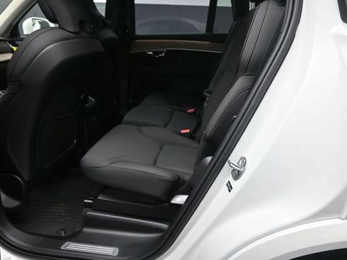 Used 2026 Volvo XC90 T8 Plus w/ Protection Package Premier image 21
