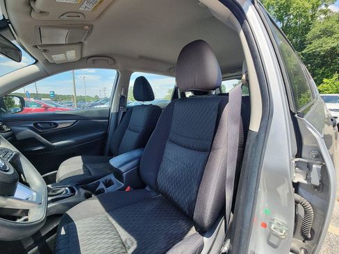 Used 2020 Nissan Rogue S AWD/4WD image 18
