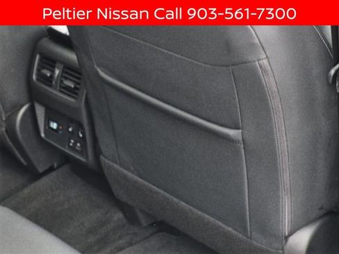Certified 2023 Nissan Rogue Platinum w/ Platinum Premium Package FWD image 18