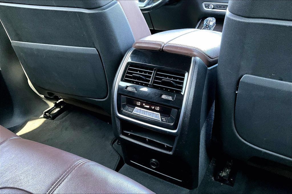 Used 2020 BMW X5 xDrive40i w/ Convenience Package AWD/4WD image 17