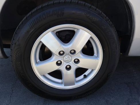 Used 2005 Dodge Grand Caravan SE w/ Popular Equipment Group I FWD image 9