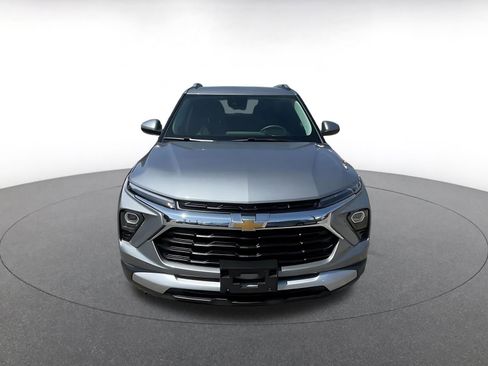 Used 2025 Chevrolet TrailBlazer LT FWD image 4