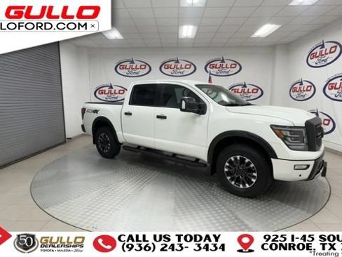 Used 2023 Nissan Titan PRO-4X w/ Pro-4x Convenience Package AWD/4WD image 2