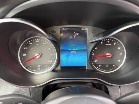 Used 2022 Mercedes-Benz GLC 300 4MATIC image 23