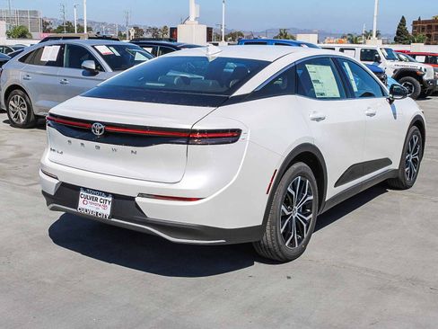 New 2026 Toyota Crown XLE image 9