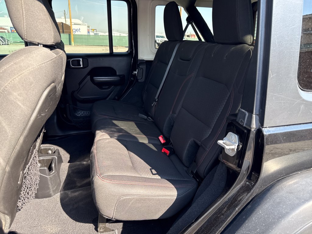 Used 2019 Jeep Wrangler Unlimited Rubicon AWD/4WD image 23
