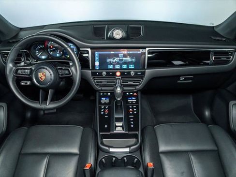 Used 2026 Porsche Macan AWD/4WD image 20