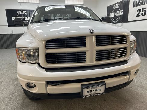 Used 2004 Dodge Ram 2500 Truck SLT w/ Sport Appearance Group AWD/4WD image 2