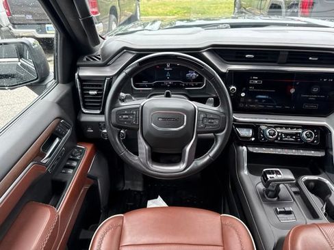 Used 2022 GMC Sierra 1500 Denali Ultimate AWD/4WD image 18