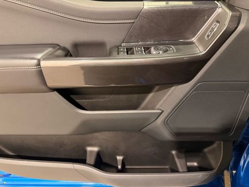 Used 2021 Ford F150 XLT w/ Equipment Group 302A High image 14