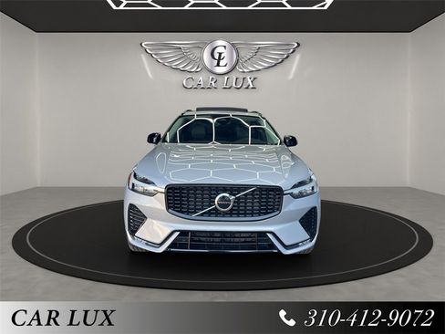 Used 2024 Volvo XC60 B5 Core image 1