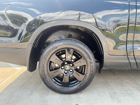 Used 2017 Honda Ridgeline Black Edition image 15