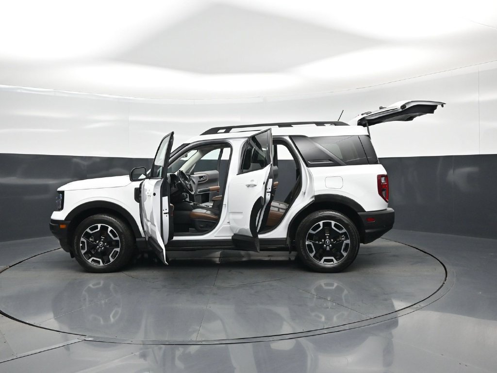 Certified 2023 Ford Bronco Sport Outer Banks w/ Tech Package AWD/4WD image 34