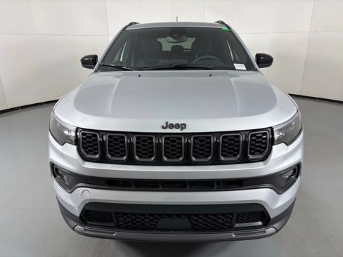 New 2026 Jeep Compass Latitude w/ Sun and Sound Group AWD/4WD image 3