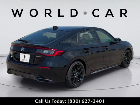 Used 2022 Honda Civic Sport image 6