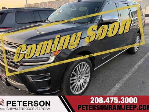 Used 2021 Jeep Grand Cherokee Laredo X image 1