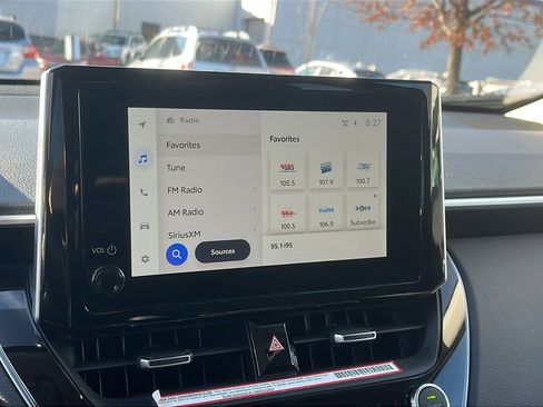 Used 2023 Toyota Corolla Cross XLE w/ Convenience Package image 14