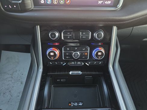 Used 2021 GMC Yukon Denali image 20