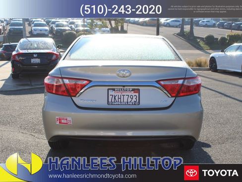 Used 2015 Toyota Camry LE image 8
