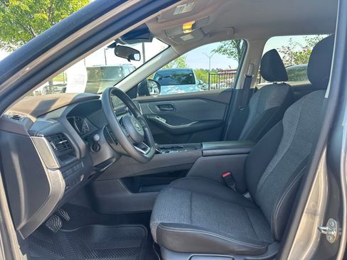 Used 2021 Nissan Rogue S FWD image 31