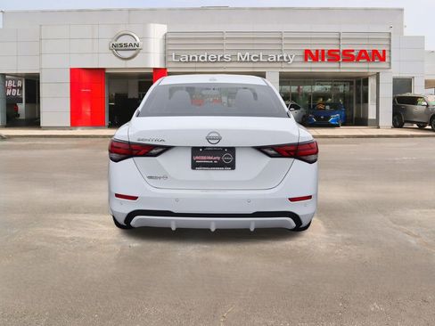 New 2025 Nissan Sentra SV w/ All-Weather Package image 4