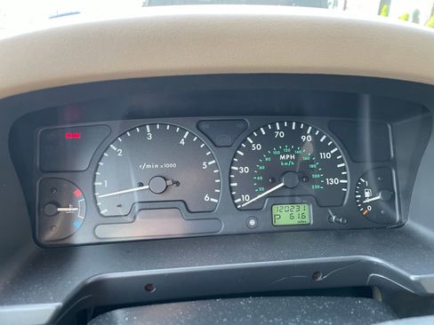 Used 2002 Land Rover Discovery Series II image 5