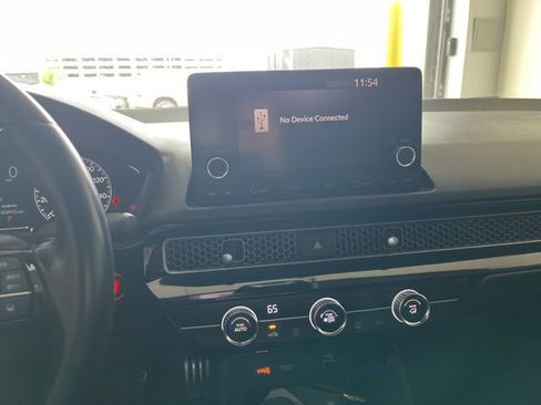 Used 2022 Honda Civic Sport image 18