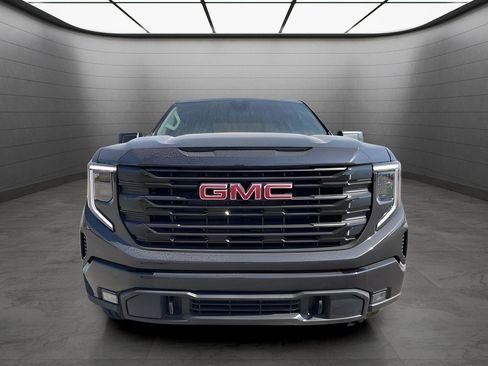 New 2025 GMC Sierra 1500 Elevation image 8