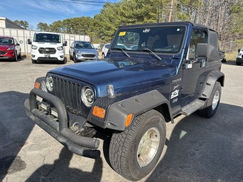 Used 2002 Jeep Wrangler Sport image 2