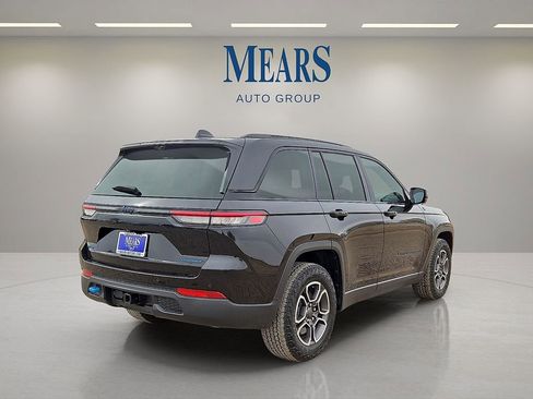 Used 2022 Jeep Grand Cherokee Trailhawk w/ Advanced Protech Group II image 5