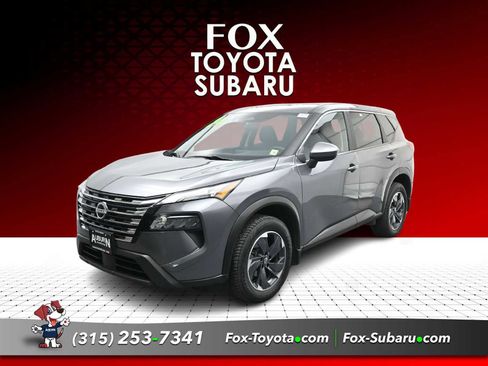 Used 2024 Nissan Rogue SV AWD/4WD image 1