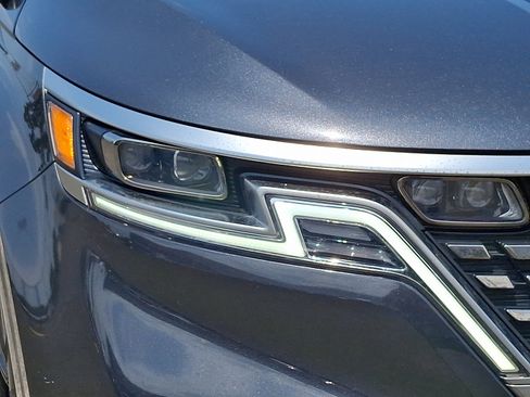 Used 2024 Kia Carnival SX Prestige FWD image 10