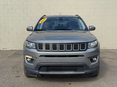 Used 2019 Jeep Compass Limited AWD/4WD image 16